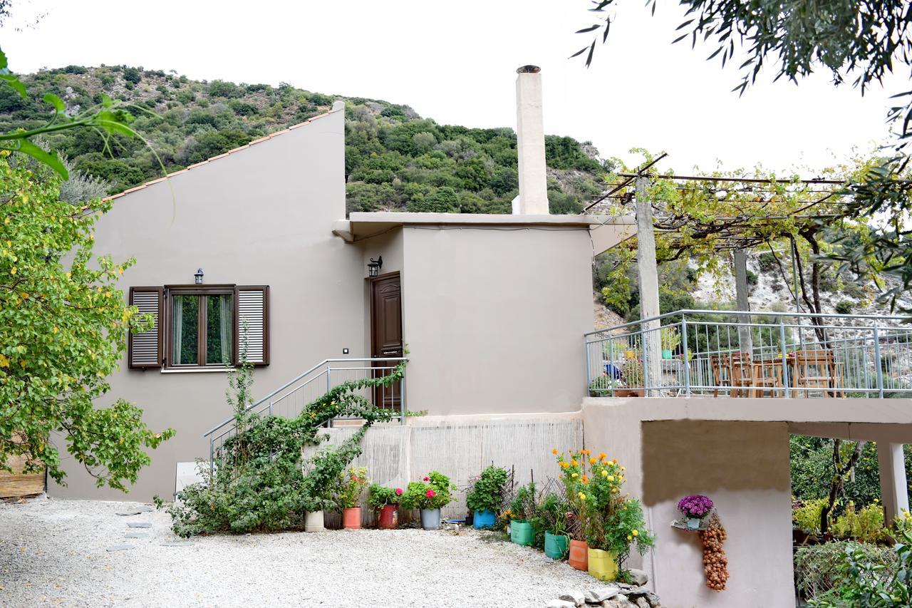 Villa Portreto Kambanos Luaran gambar
